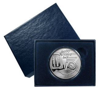1 oz Silver Round - Happy Father's Day (w/Gift Box & Capsule) 1 oz Silver Round - Happy Father's Day (w/Gift Box & Capsule)