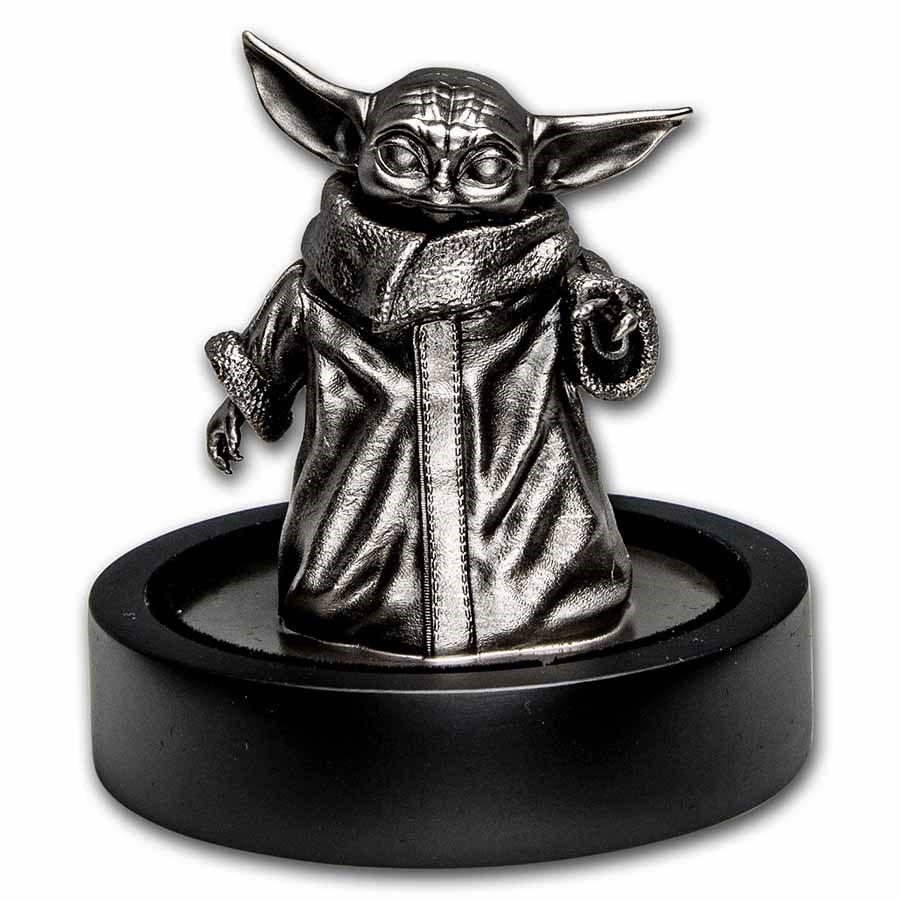 yoda and grogu statue