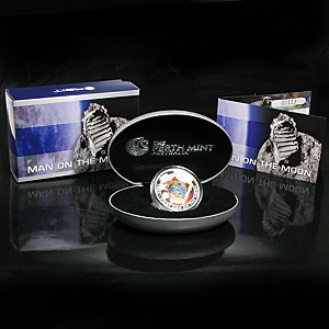 2009 Cook Isl 1 oz Silver 1st Man on the Moon Pf (Orbit & Beyond) 2009 Cook Isl 1 oz Silver 1st Man on the Moon Pf (Orbit & Beyond)