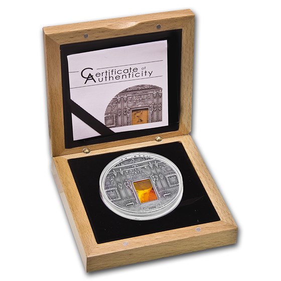 2009 Palau Silver $10 Amber Room Coin w/Genuine Amber Insert 2009 Palau Silver $10 Amber Room Coin w/Genuine Amber Insert