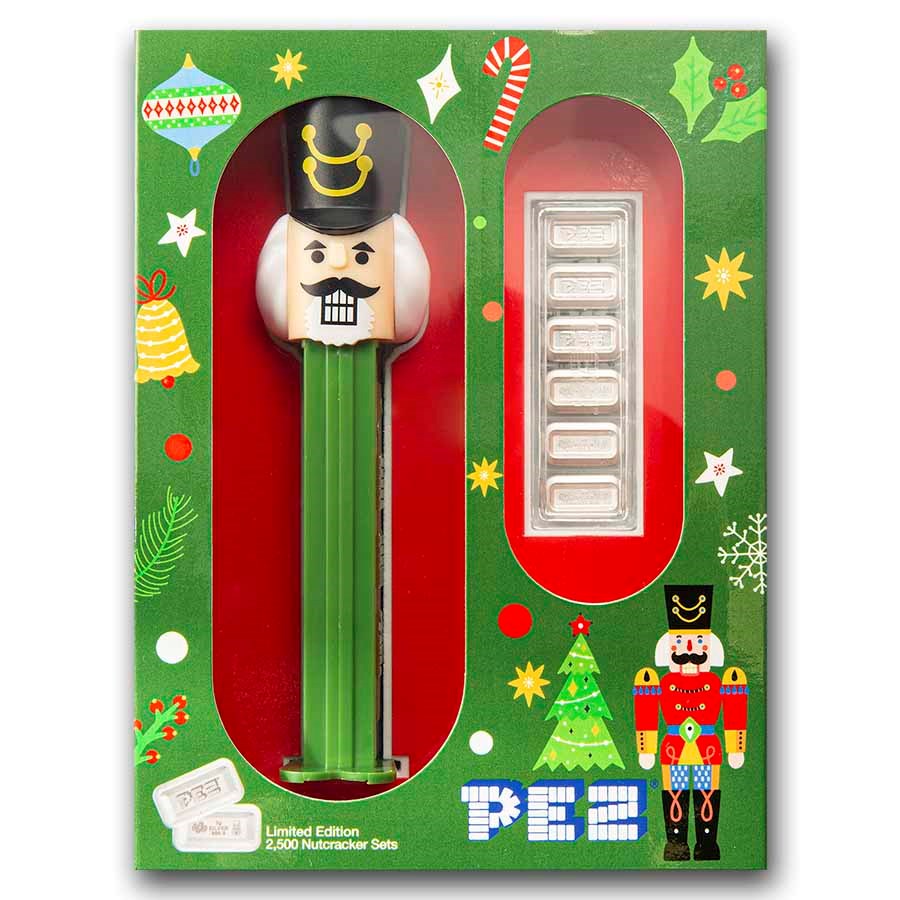 2025 PEZ® Gift Set w/Nutcracker Dispenser & 6x5 gr Silver Wafers
